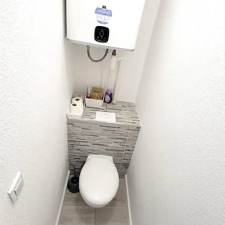 T2 Climatise - Wi-fi - Parking - Piscine - Tennis - 200m Plages & Commerces - Fr-1-316-322 Apartment *